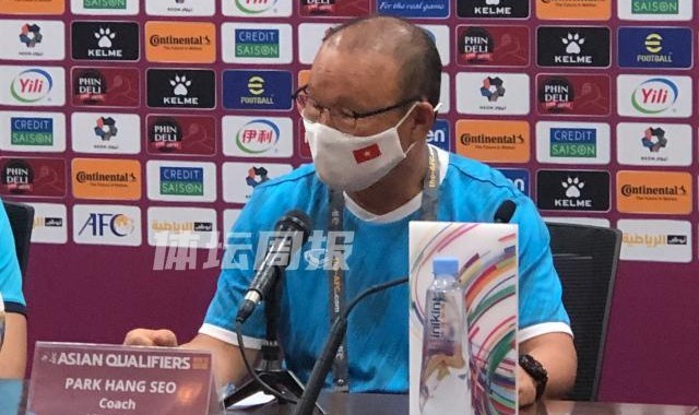 世界杯官网app下载最新版-朴恒绪：赛前压力大 从未说中国队只有30分钟体能