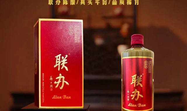 世界杯客户端更新下载-谁把“腐败”带到了香港金融圈？