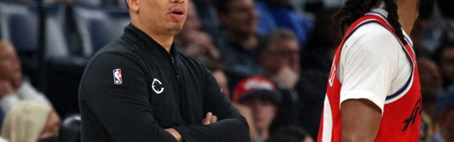 世界杯官网app下载最新版-就在今天，80年NBA史无前例的神迹，被快船做到了，泰伦卢没吹牛|伊维察-祖巴茨|伊维察·祖巴茨|洛杉矶快船队|詹姆斯·哈登|保罗-乔治_新浪体育_新浪新闻